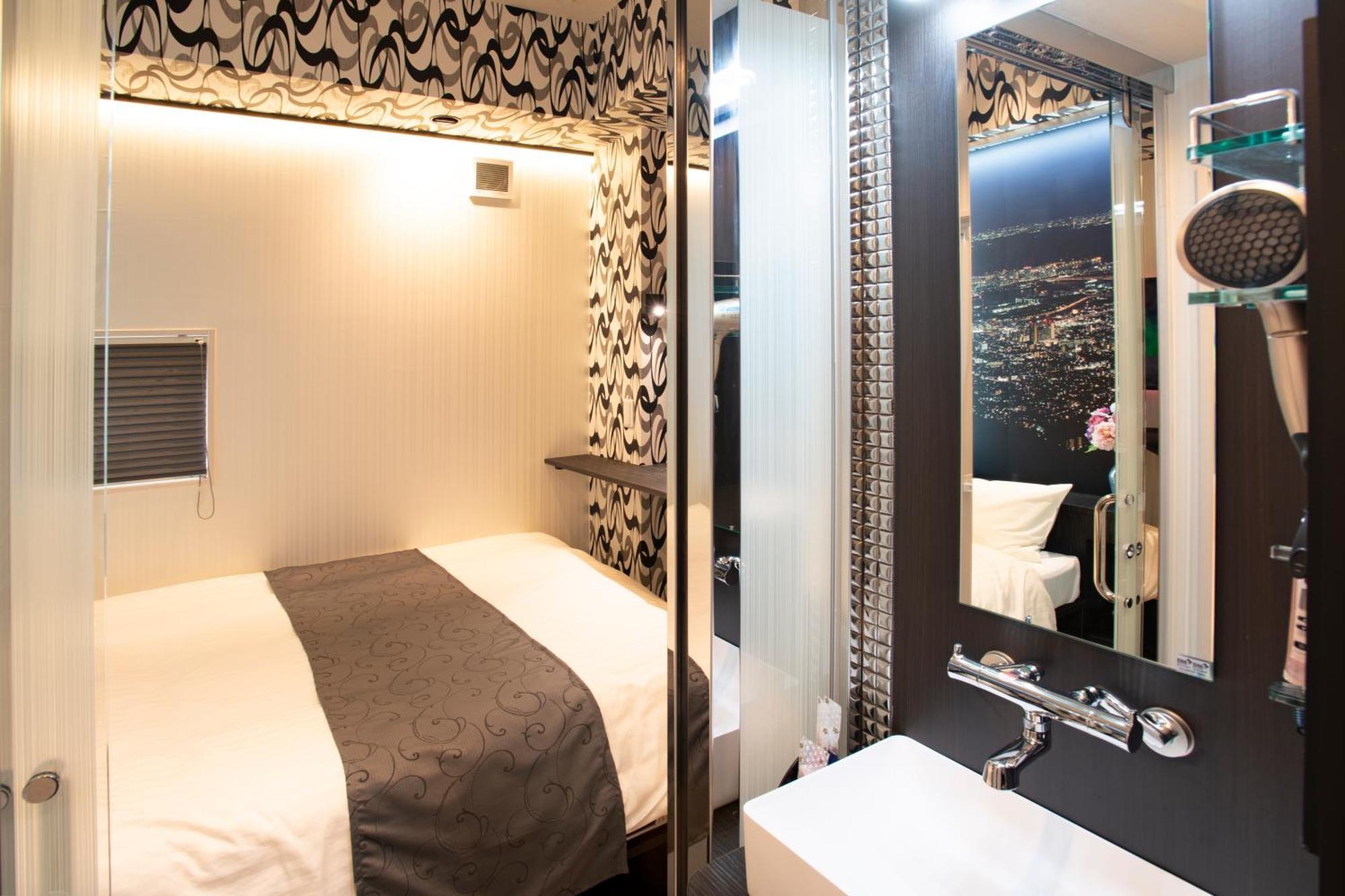 Hotel Xcell Hiroshima Nagarekawa الغرفة الصورة